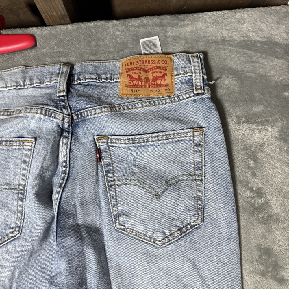 Levis 511 Jeans Men 32x30 Blue Slim Fit Pants Light Wash Denim Distress Hipster - Picture 7 of 11